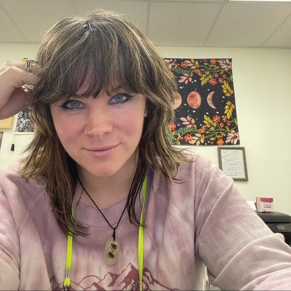 Meet your Posher, Asya - Picture 9 of 10